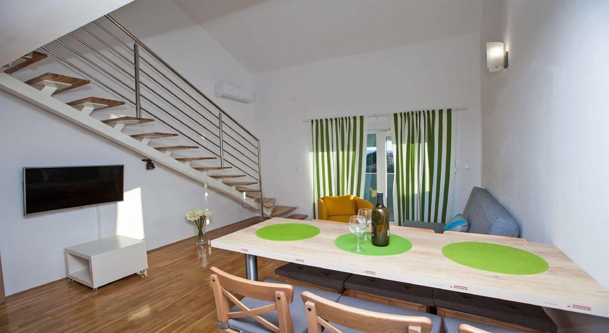 Apartments Roses סטוברץ מראה חיצוני תמונה
